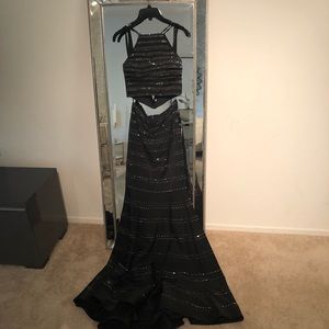 La femme formal dress